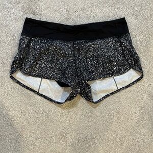 Lululemon Speed Short *4-way Stretch 2.5"